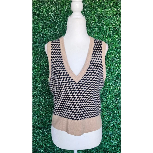 J.Crew Cashmere jacquard V-neck sweater-vest - Picture 6 of 10